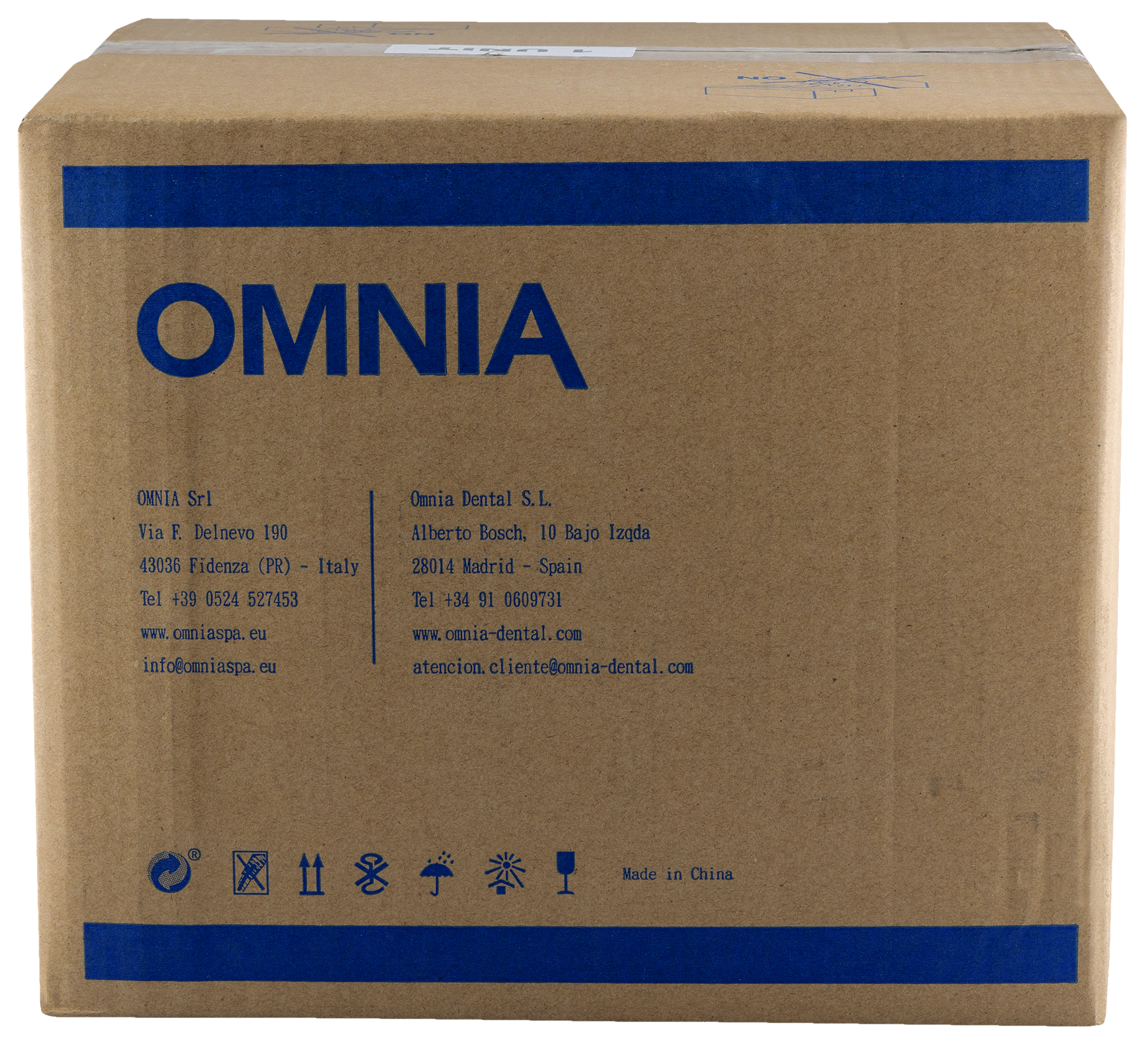 Medical Grade PE Gown 100pk - Waterproof with thumb grip